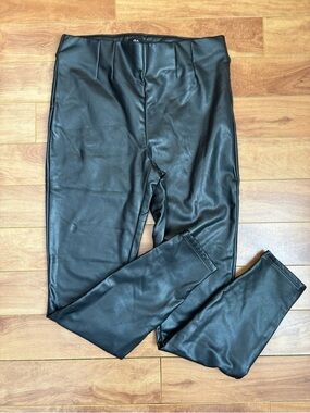 Reitmans Black Faux Leather women’s Pants - Sleek Slim Fit